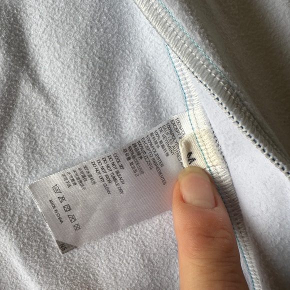 Wyn Republic WYNR Women's Thermal Cycling/Warm Up Jacket - Size M - Picture 4 of 4